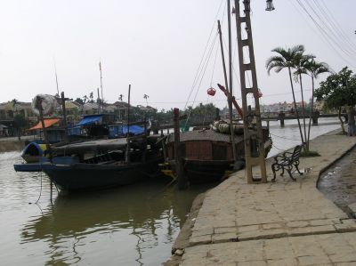 PC090423.JPG